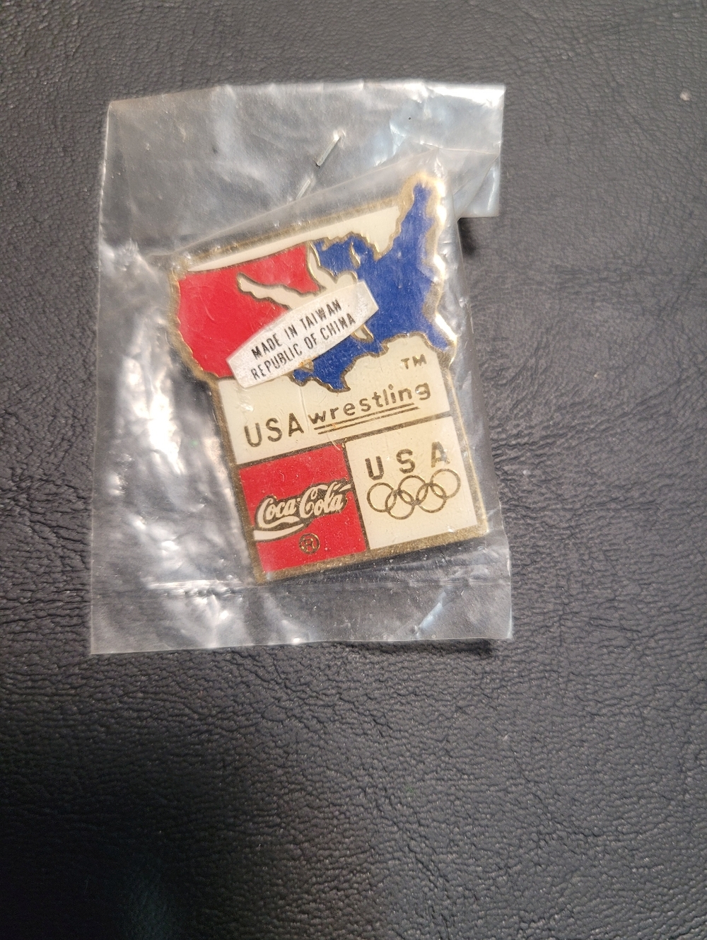 1990's Coca-Cola Advtisement Pin